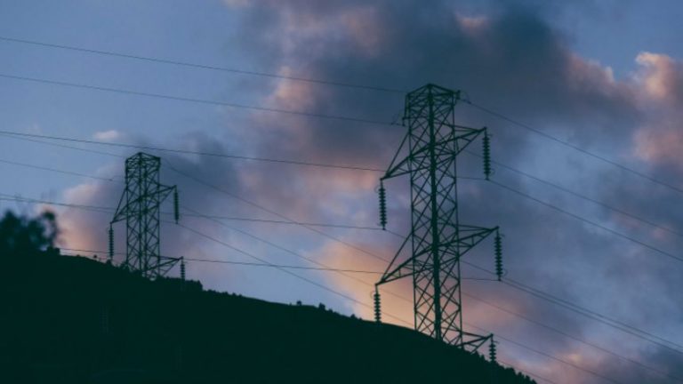 TVA selects UTK’s Baker Center to help identify ways to accelerate the region’s clean energy economy
