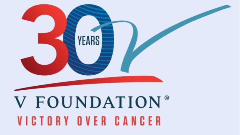 V Foundation announces new program to support female cancer researchers