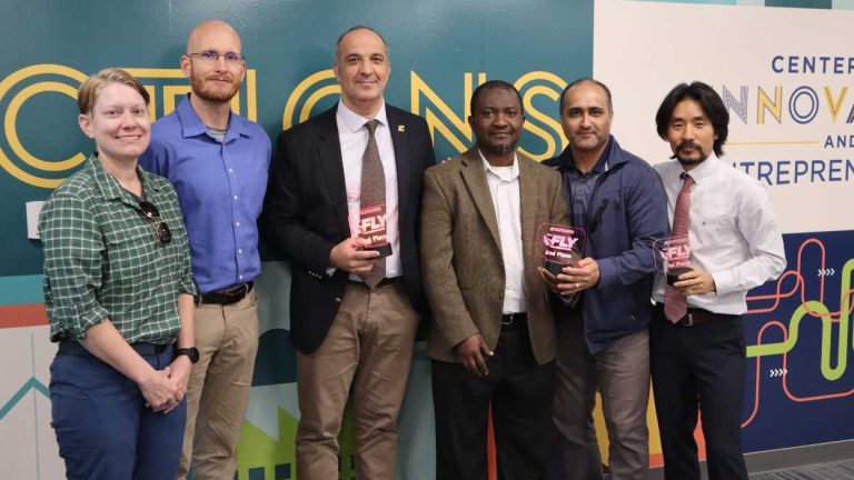 Gel for retrofitting single-pane windows captures two prizes in UTC pitch competition