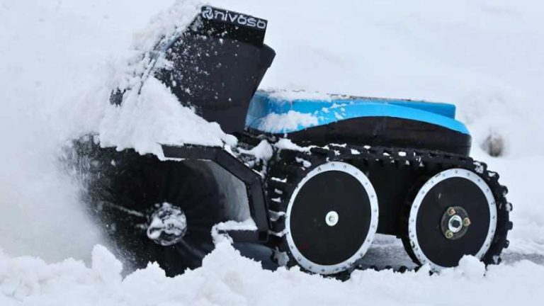 Student invents a ‘Roomba for snow’