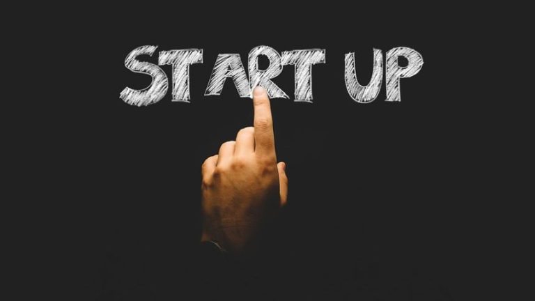 MassVentures, Ven^x launch Founders School