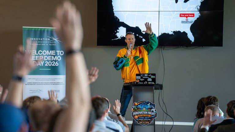 Knoxville’s inaugural ‘Innovation Night at the Park’ draws 280+, 17 founders pitch for $100K investments